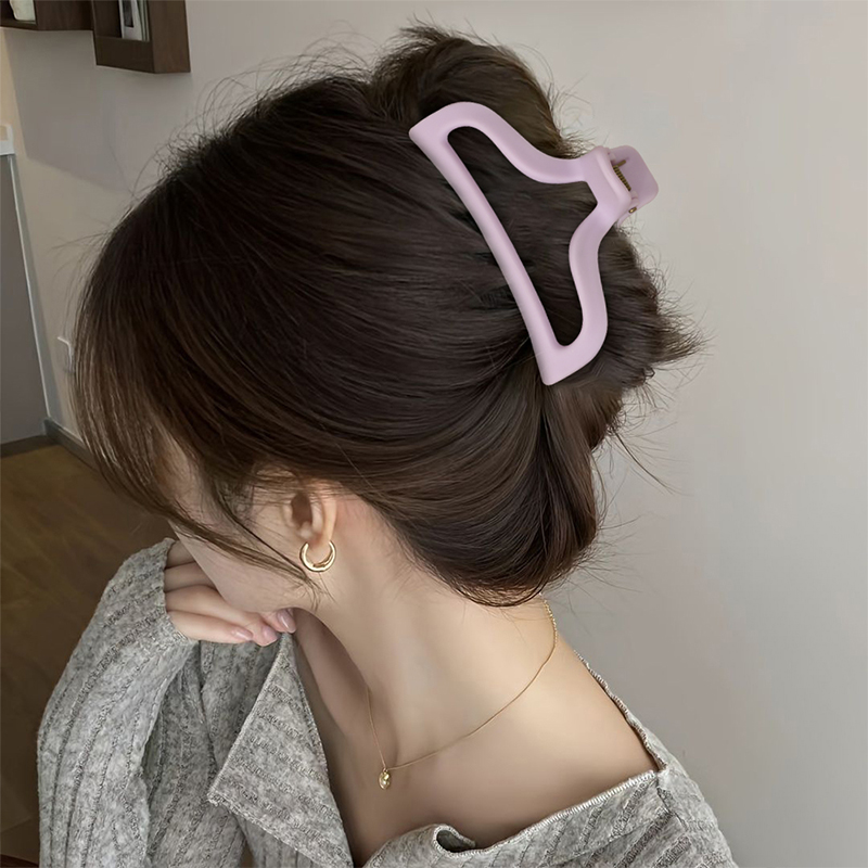 Clip de plástico para garras de pelo inyectado con cola de pez